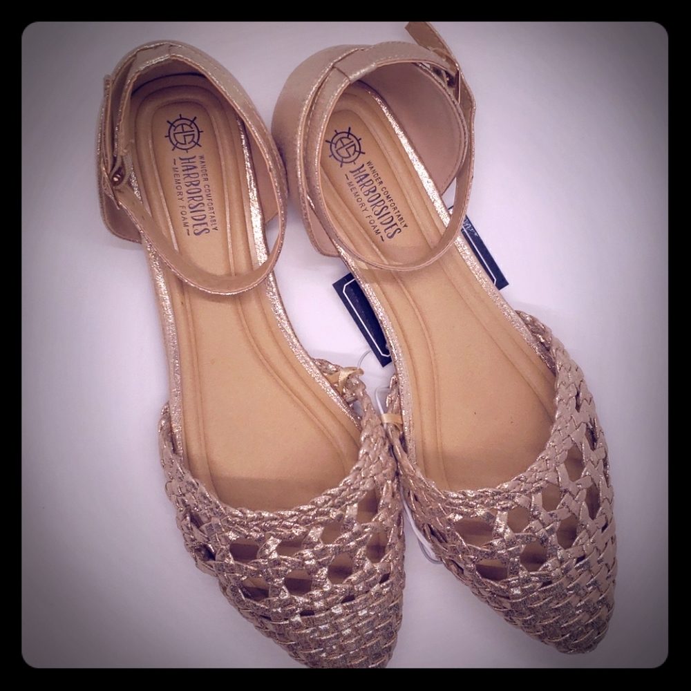 NWT Harbour sides sandals.
